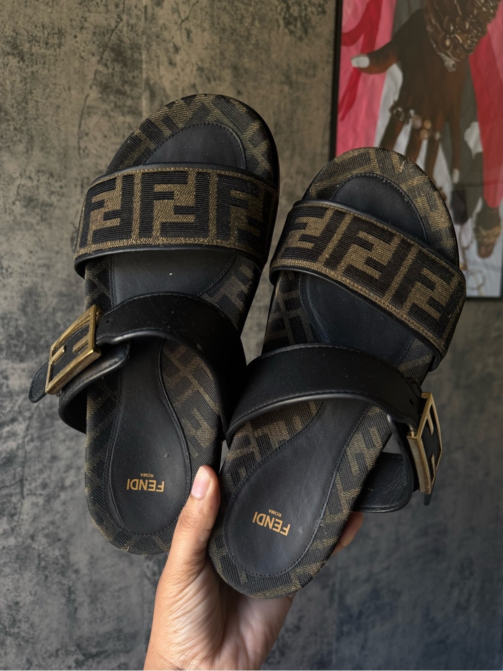 Fendi Men’s Black & Brown FF Logo Slide Sandals